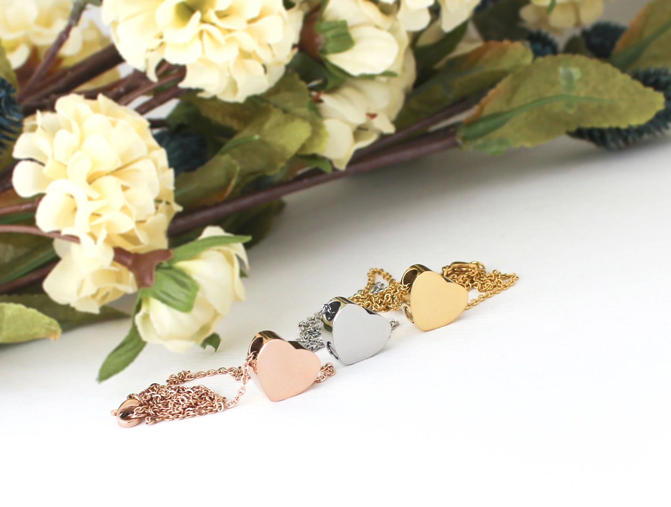 small heart cremation urn pendant