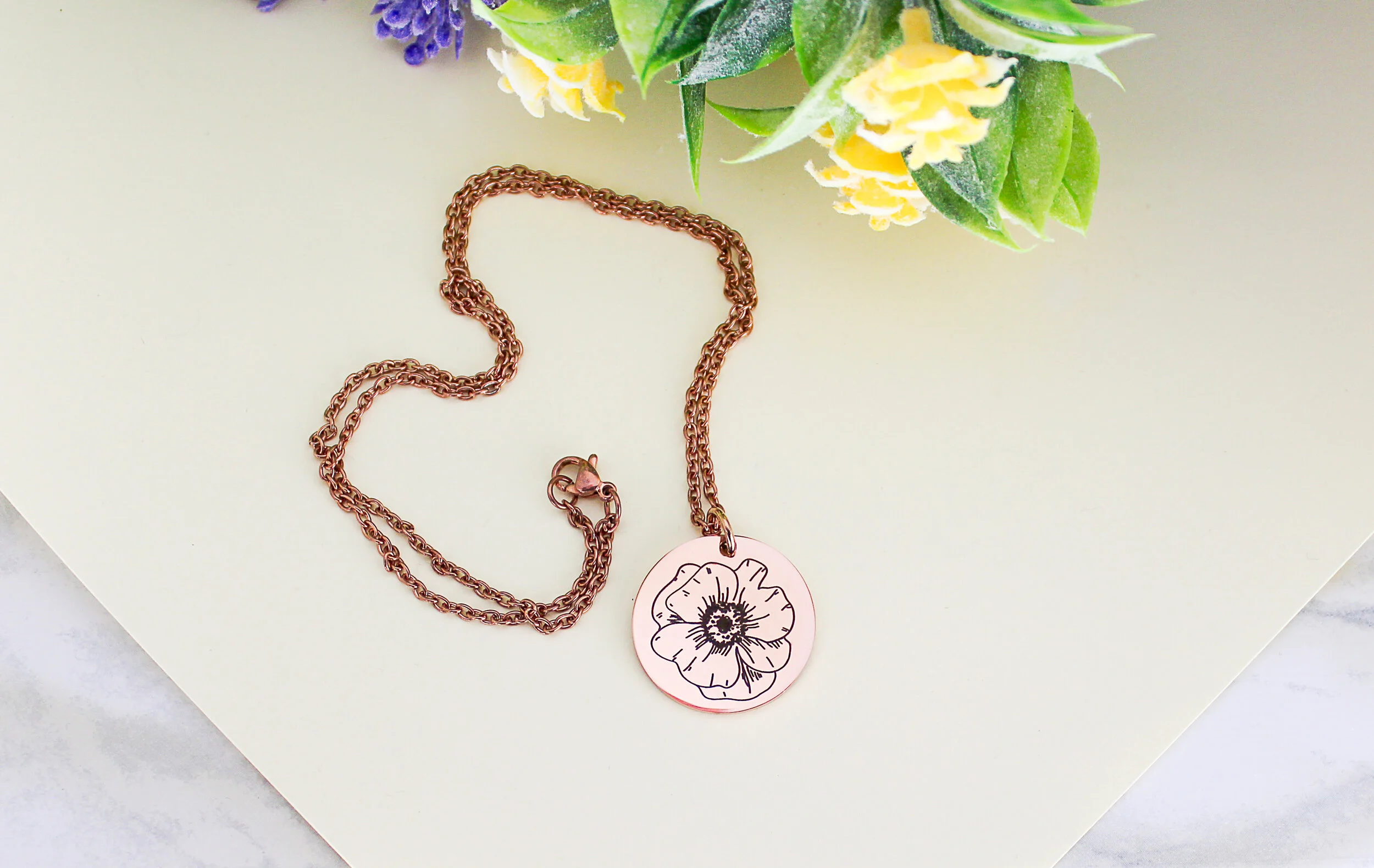 IMG_9243_Poppy_murderous_creature_necklace.jpg