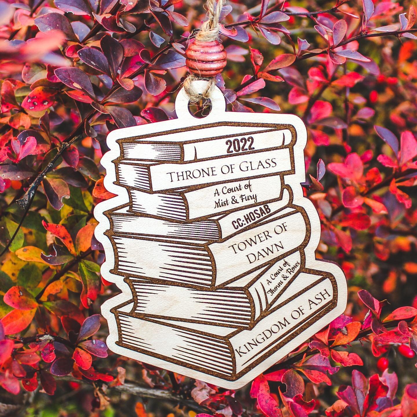 New #bookish Christmas ornaments are in the shop!