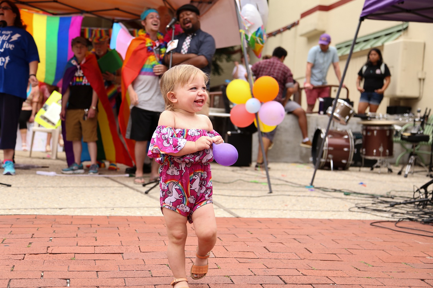 Pride2018_459_family peek.jpg