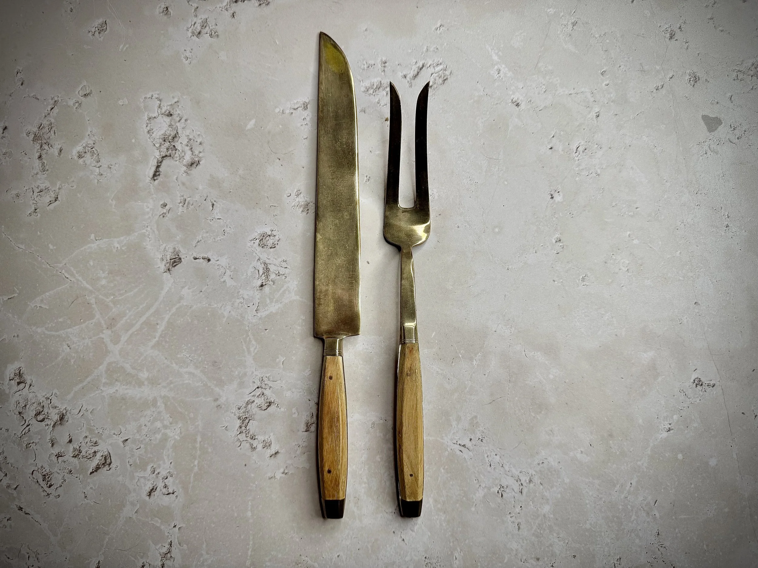 Chic Carving 2 1.jpeg