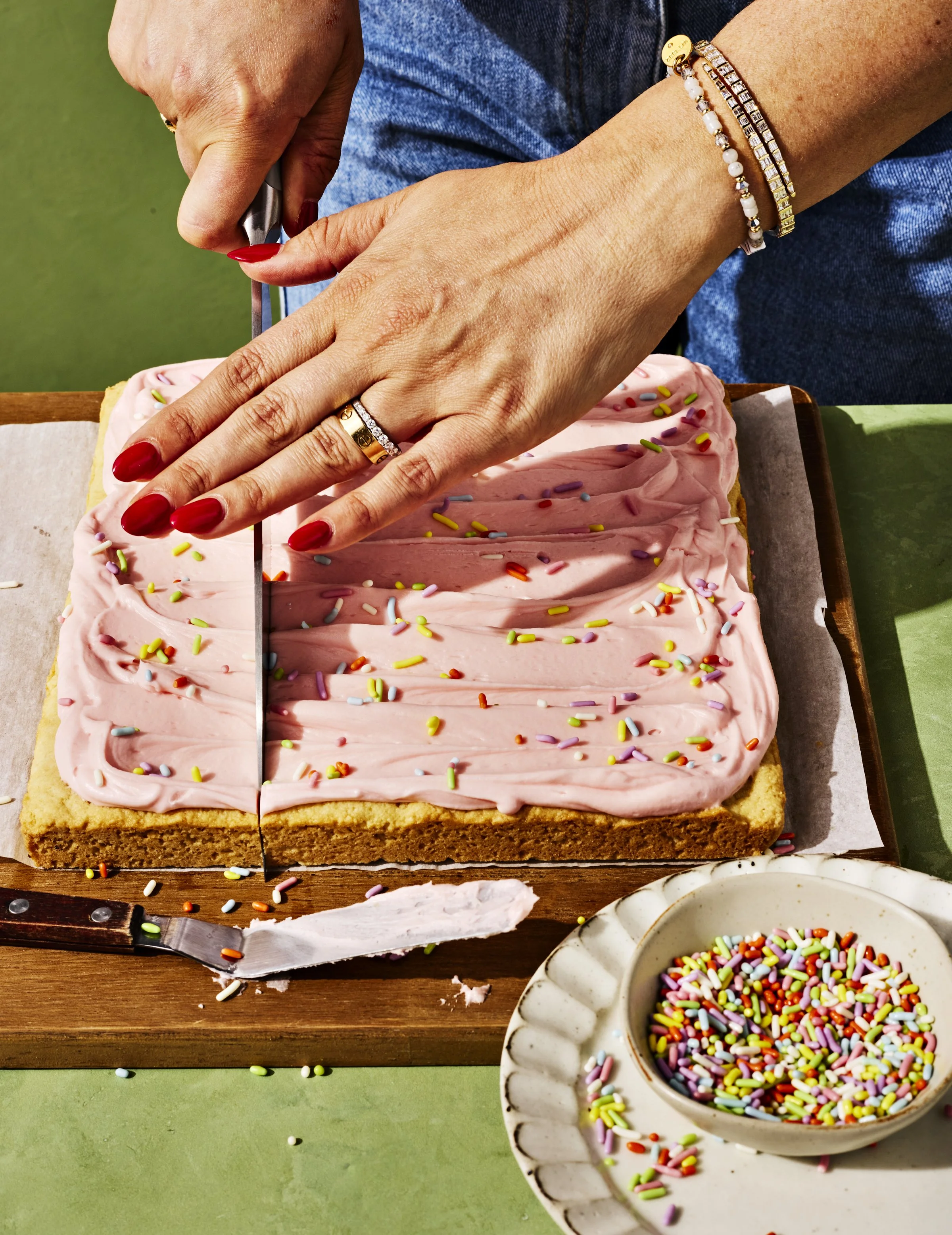 EasySweets_009_FrostedCookieBars11929_9780063425736.jpg