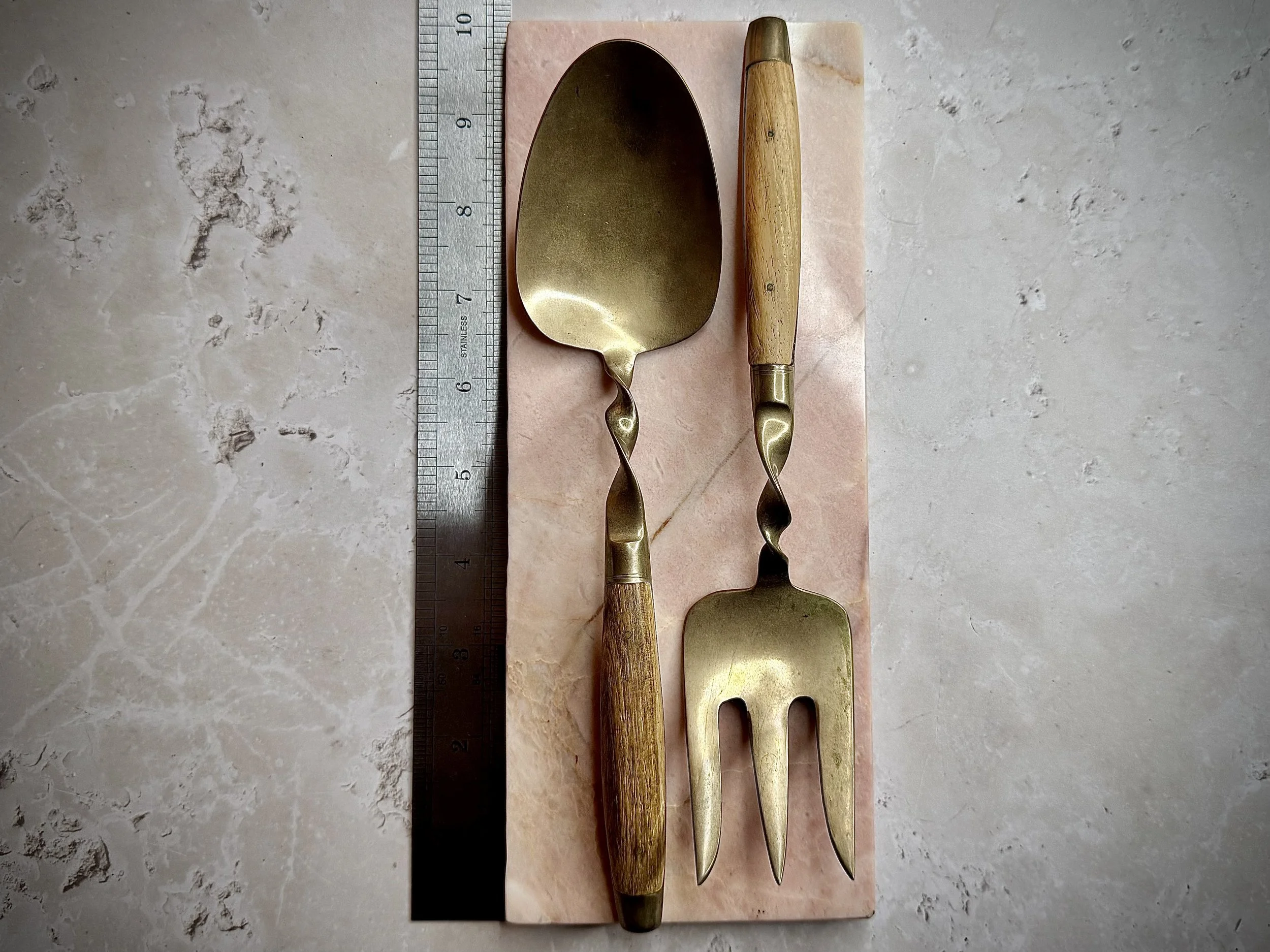 Chic Serving 3 2.jpeg