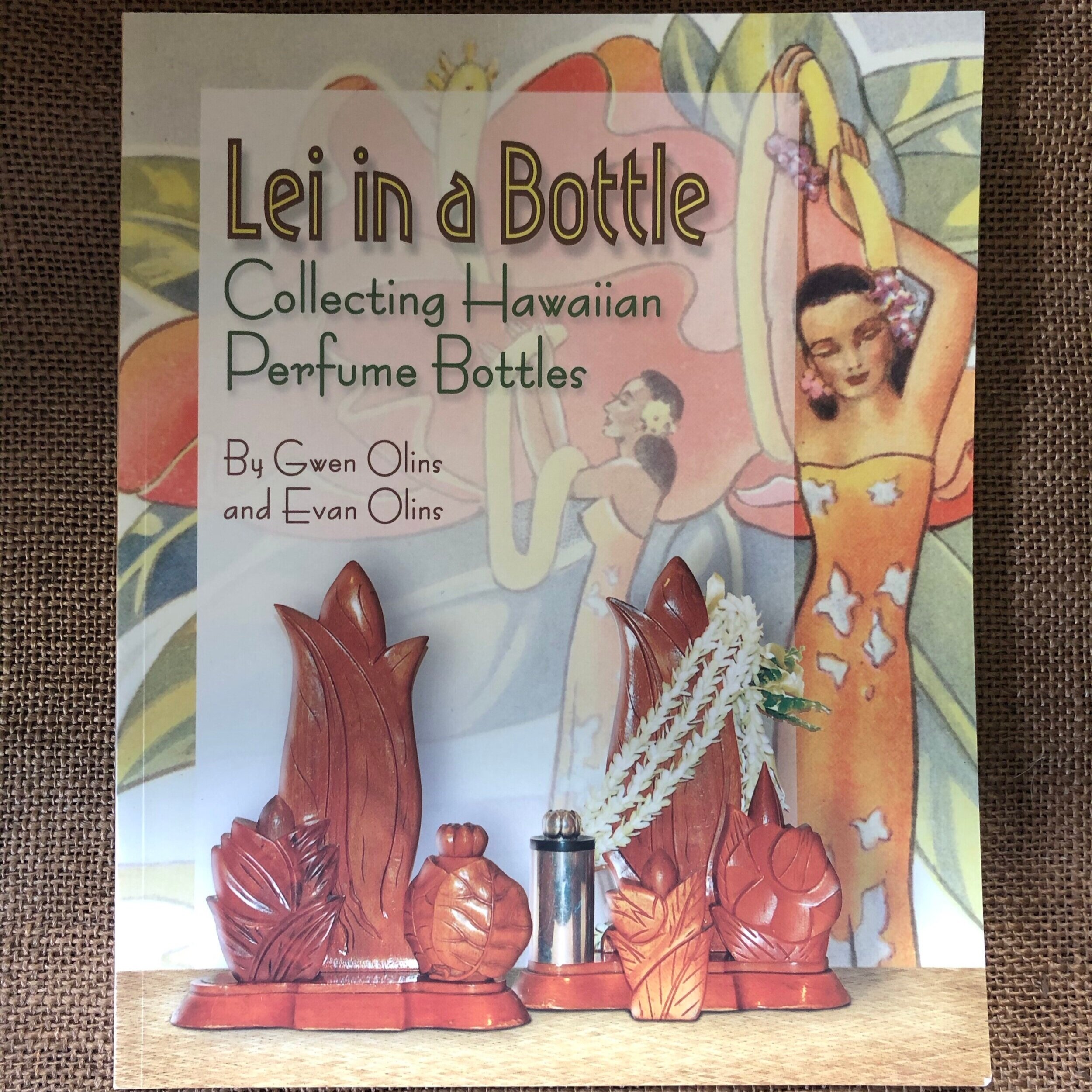 Lei_Bottle.jpg