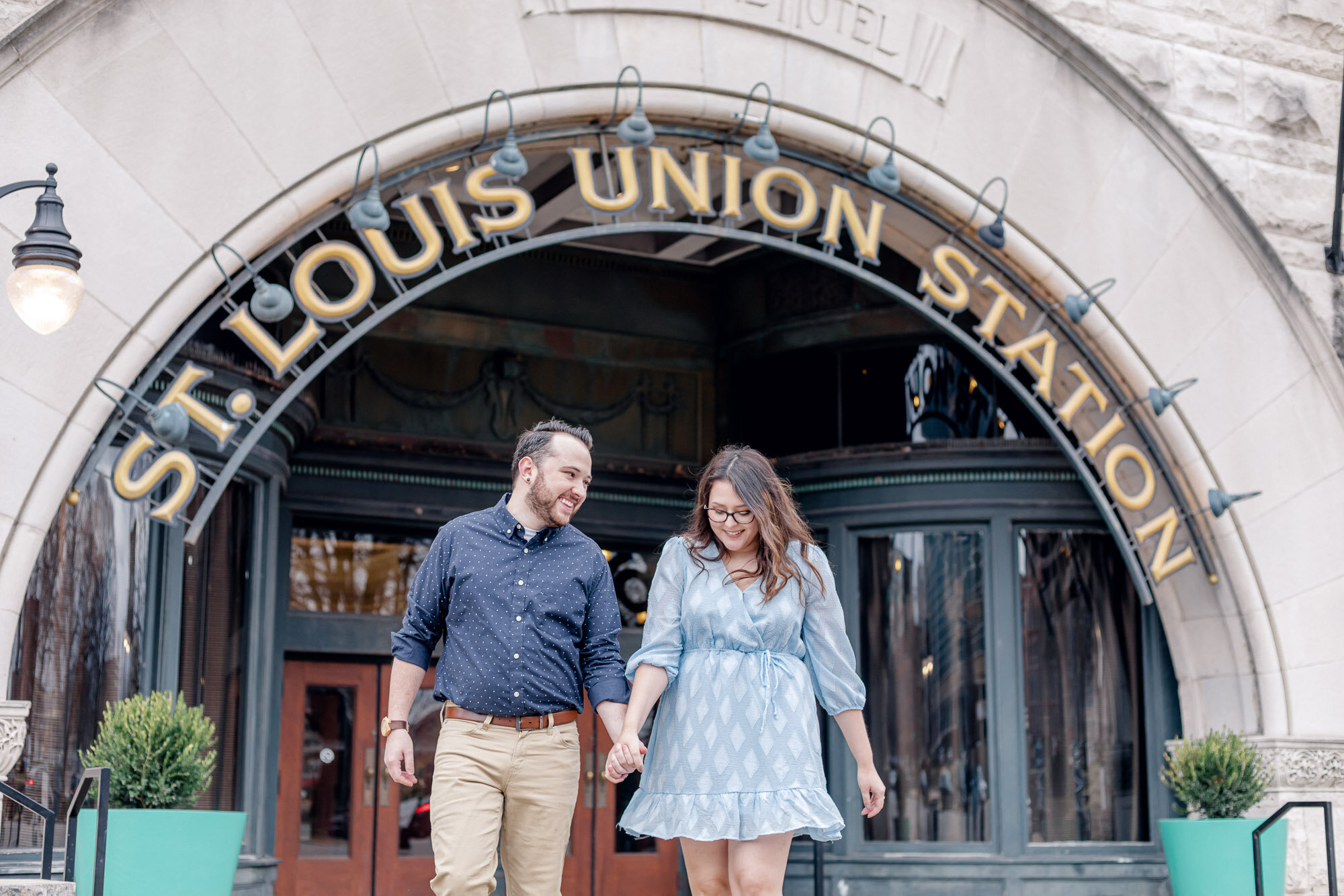 Bianca + Ryan Engagement Union Station 32129.jpg