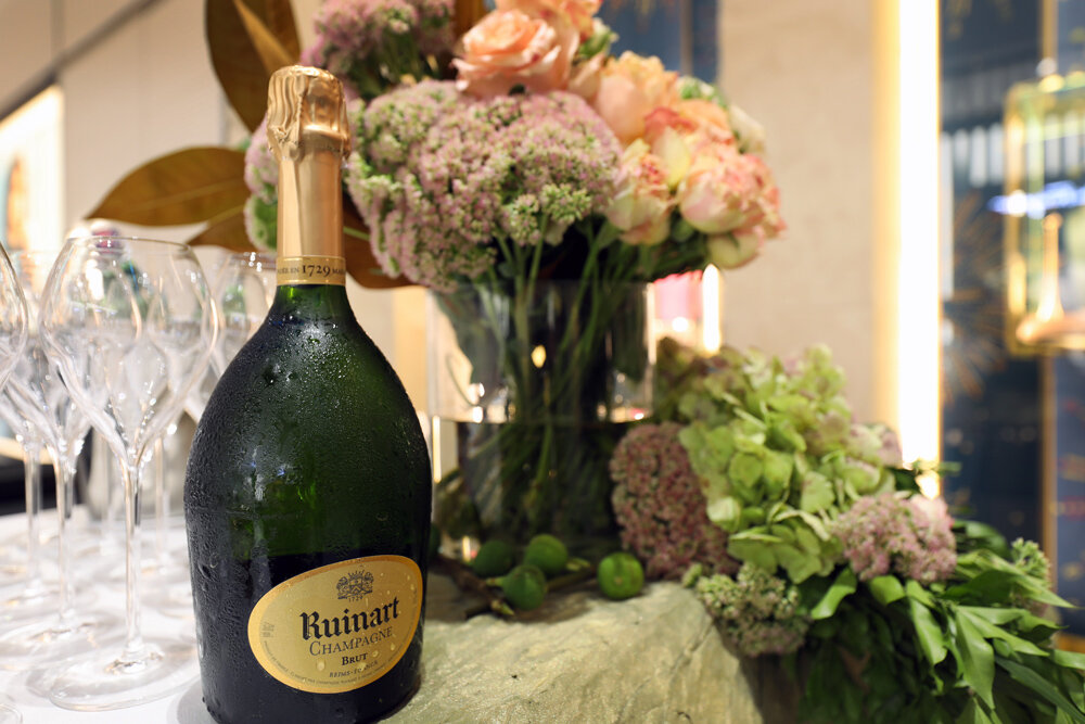 Guests enjoyed flowing glasses of Ruinart for the evening