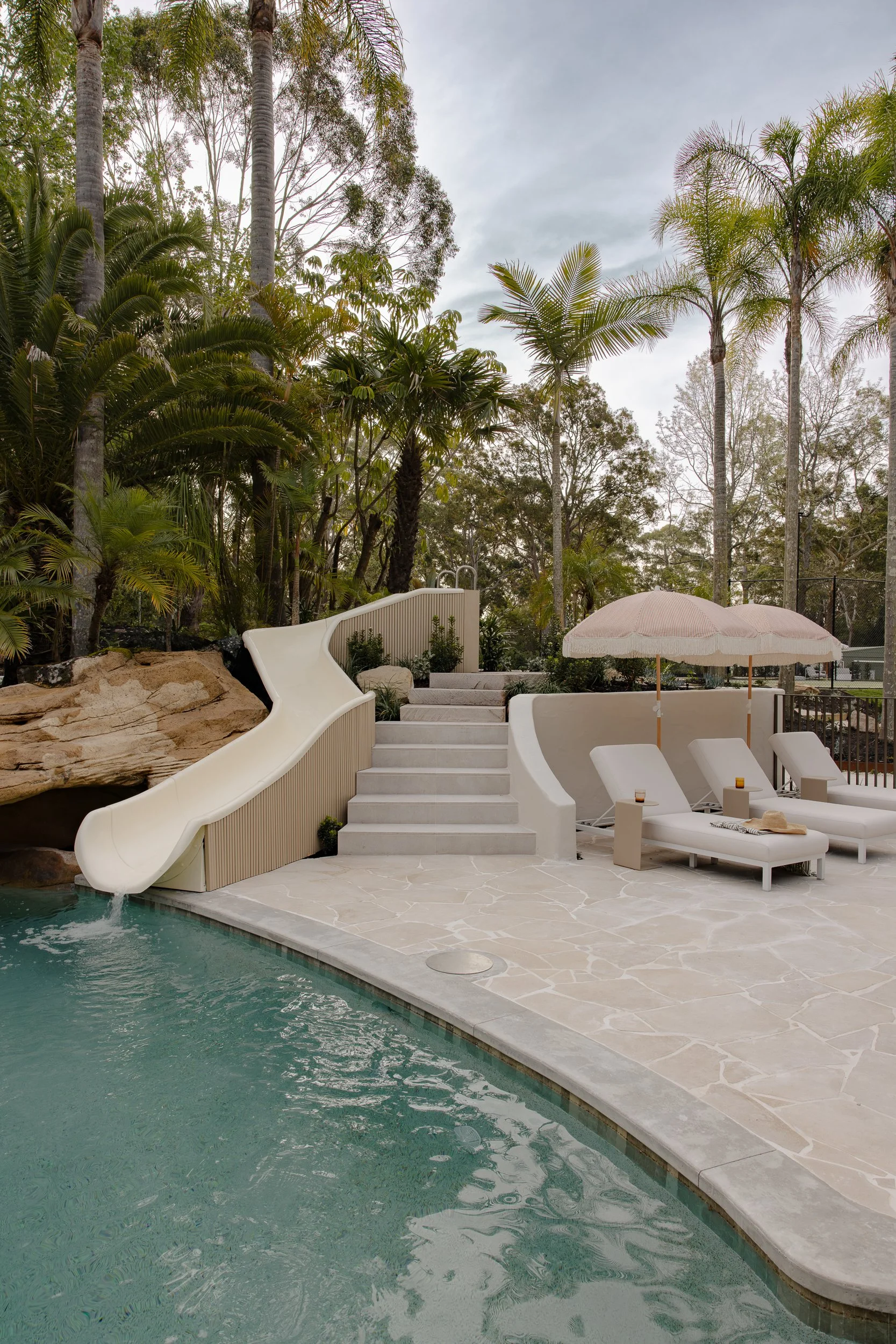 The Ambers WR-47.jpg