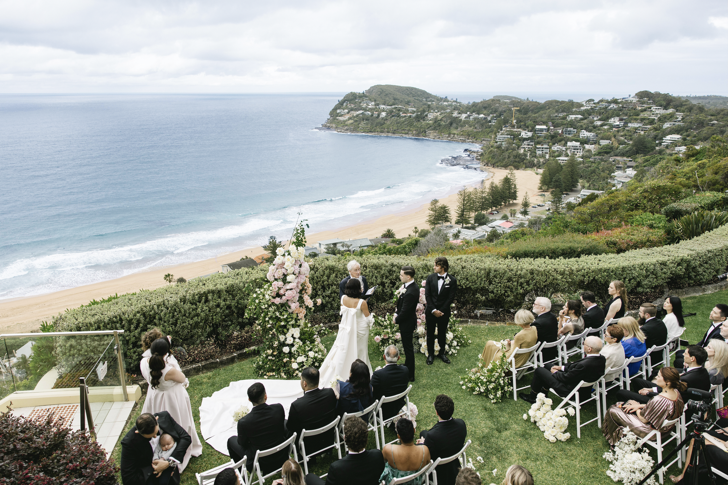 VENUE SHOWCASE / Jonah's Whale Beach