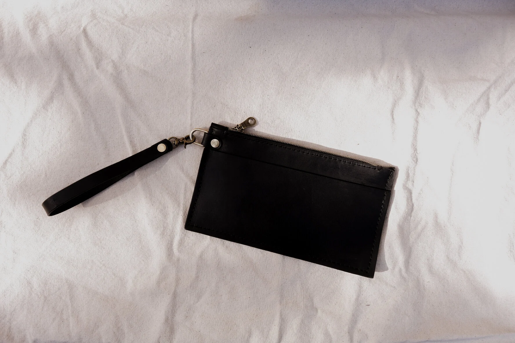 E824D7F2-A35E-4958-99E7-ED5251A33D1A