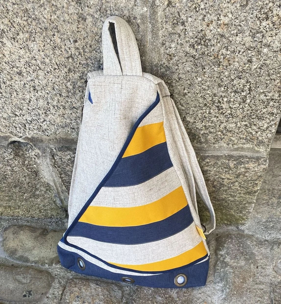 Sac à dos voilier sentier côtier.jpeg
