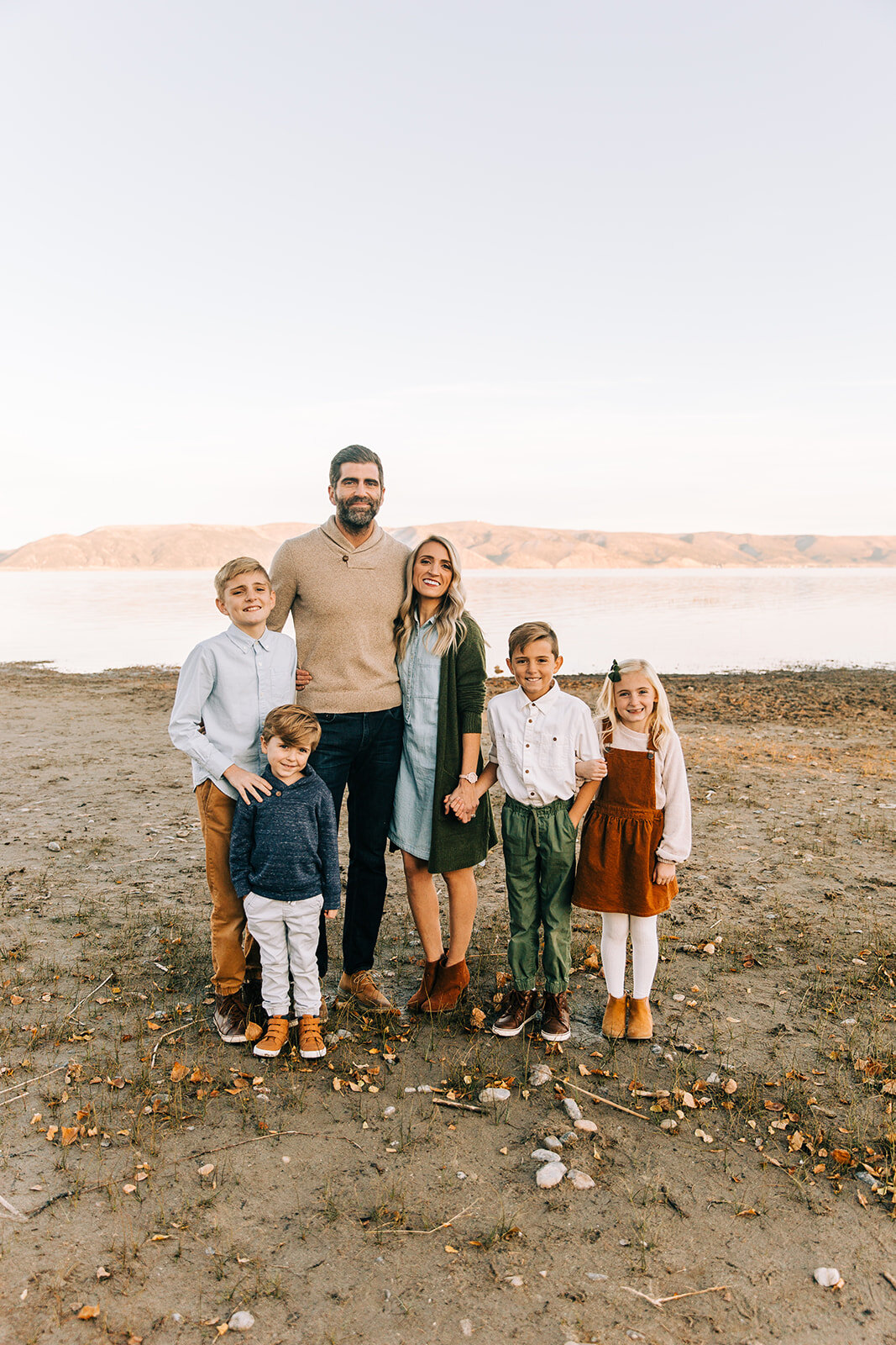  family of six three sons one daughter family pictures garden city park bear lake utah together again fields of gold mountains lakeside photos professional photographers in utah utah family photographers extended family siblings families are forever 