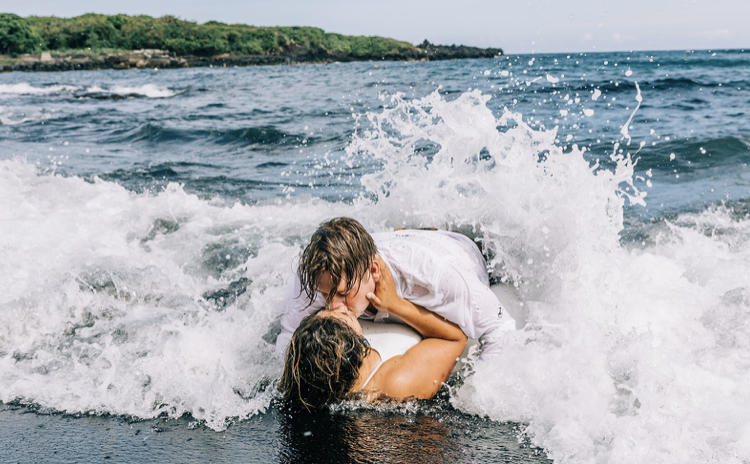 What to look for in a Hawaii Wedding Photographer 