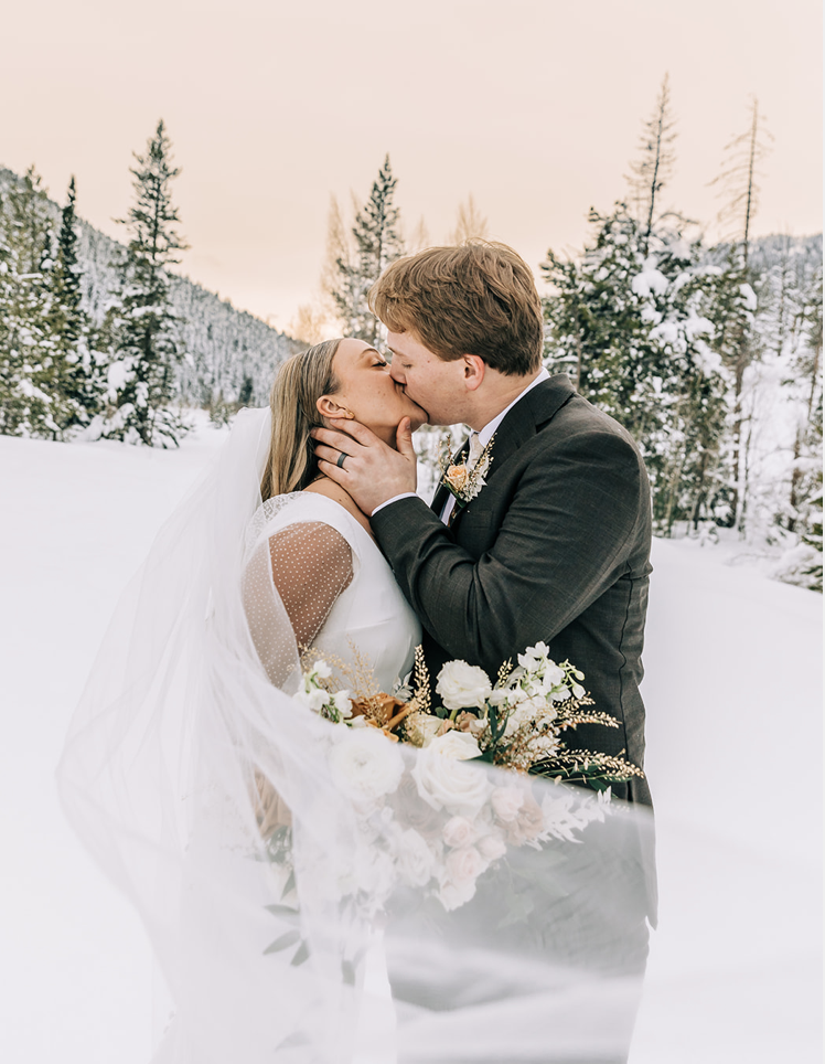 Logan Utah Wedding Photographer 