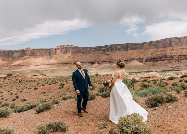 Where to Elope in Moab Utah