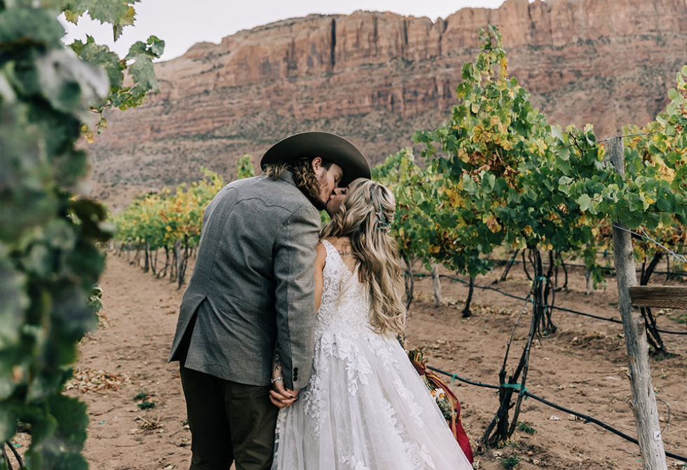 Moab Wedding Photographer