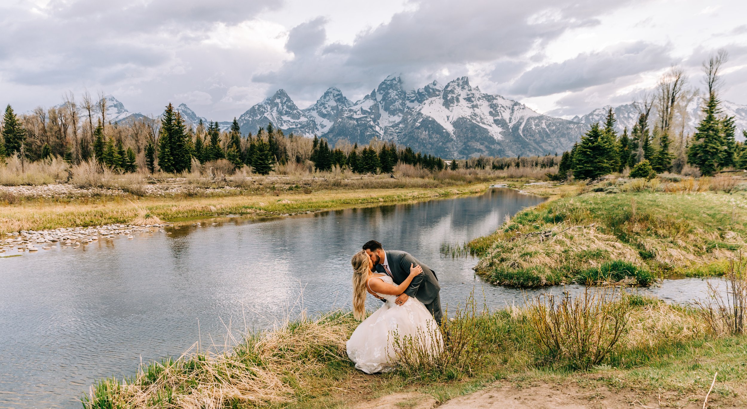 How to Make Your Wedding Day Memorable for Your Guests: Fun Ideas from Bella Alder Photo + Film