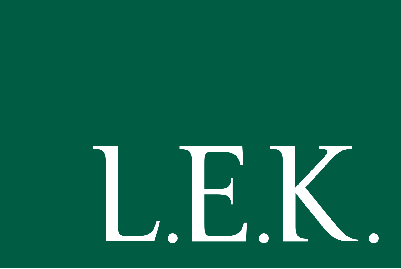 1280px-L.E.K._Consulting_logo.svg.png