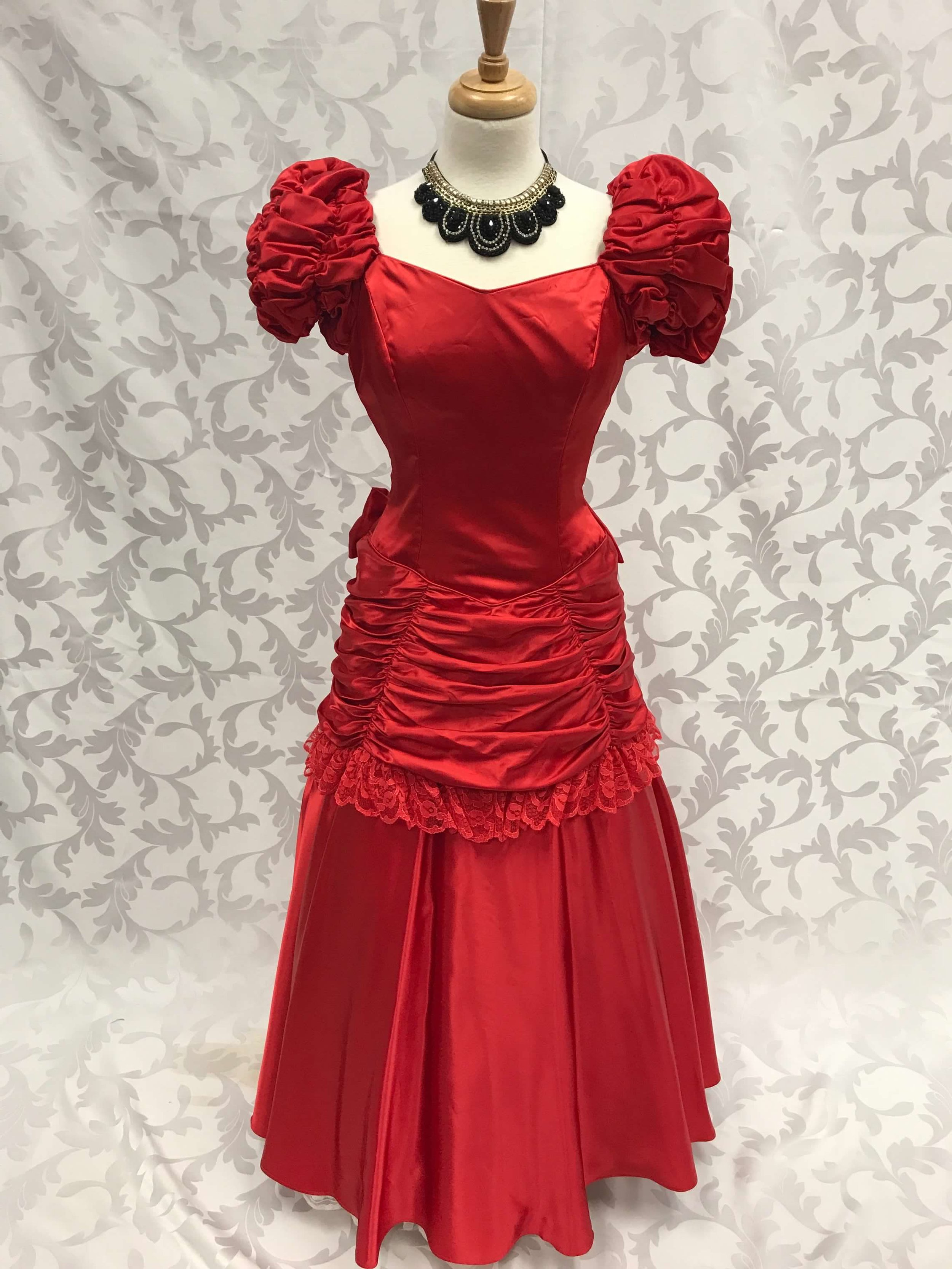 Hello Dolly - Harmonia Gardens Alternate Red.JPG