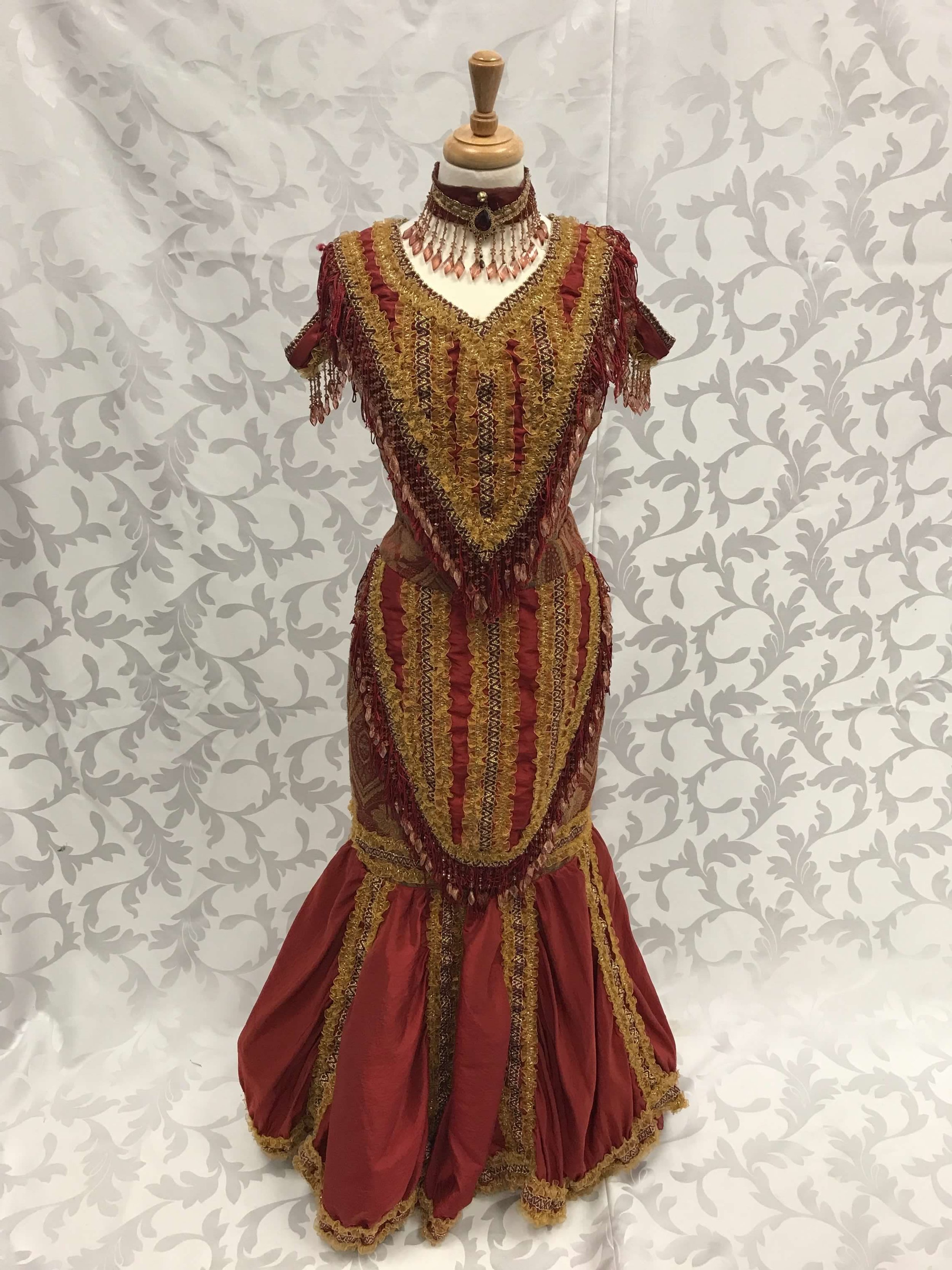 Hello Dolly - Harmonia Gardens Maroon and Gold.JPG