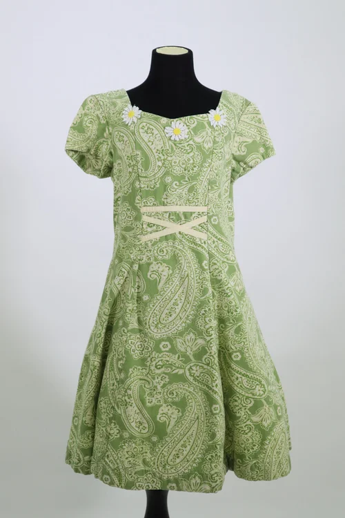 green emerald velvet dress Nicholas Hammond 8 Inch x10 Inch Photo The Sound of Music General Hospital  Stealth w/Julie Andrews Green Dress & Children kn at Amazon's Entertainment  Collectibles Store