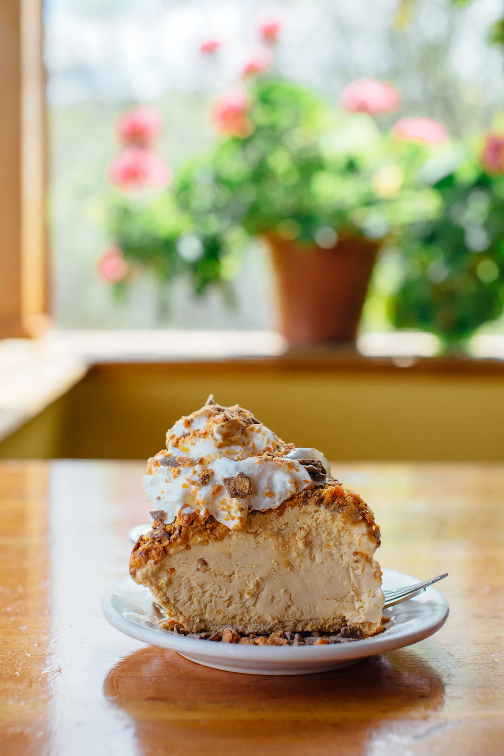 salted caramel pie with butterfinger.jpg