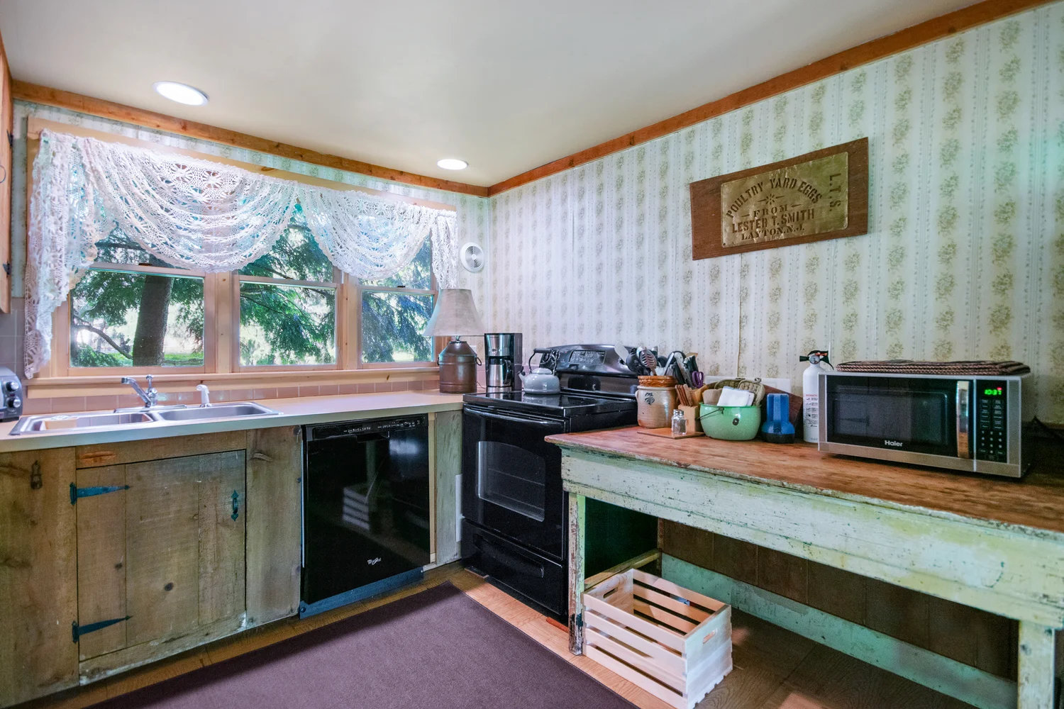 Walpack Cabin kitchen