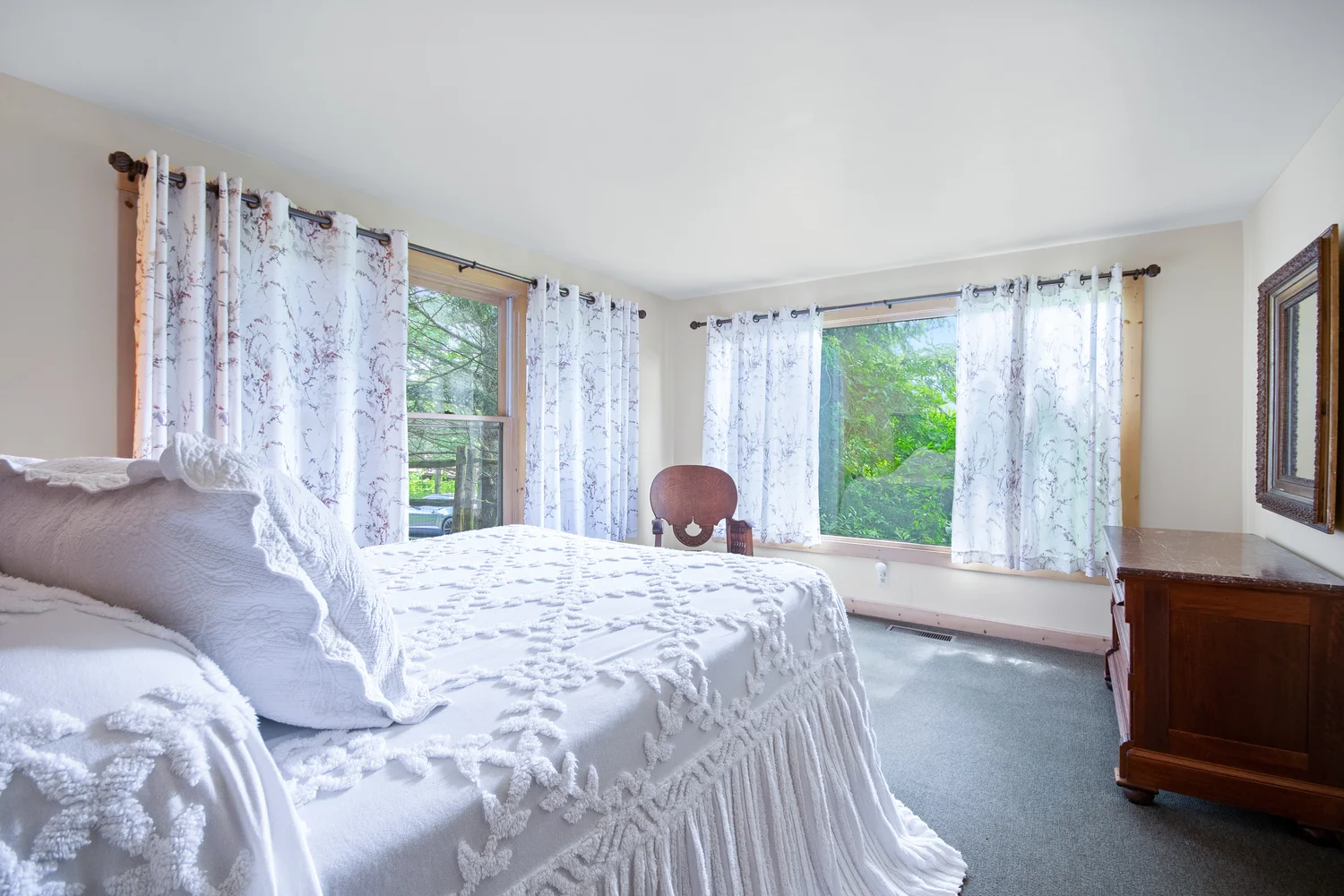 Walpack Cabin interior