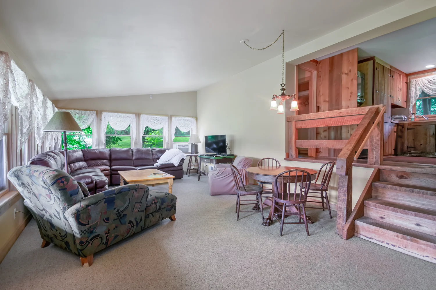 Walpack Cabin room