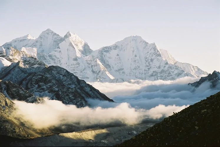 Annabel_Illingworth_Nepal_khumbu_valley_cloud.jpg