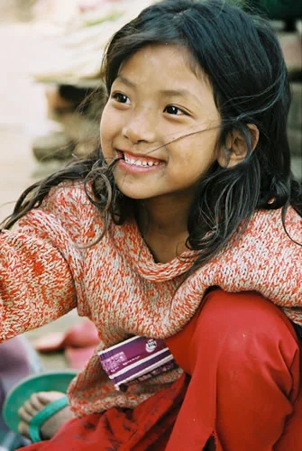 Annabel_Illingworth_Nepal_young_girl_at_bhaktapur.jpg