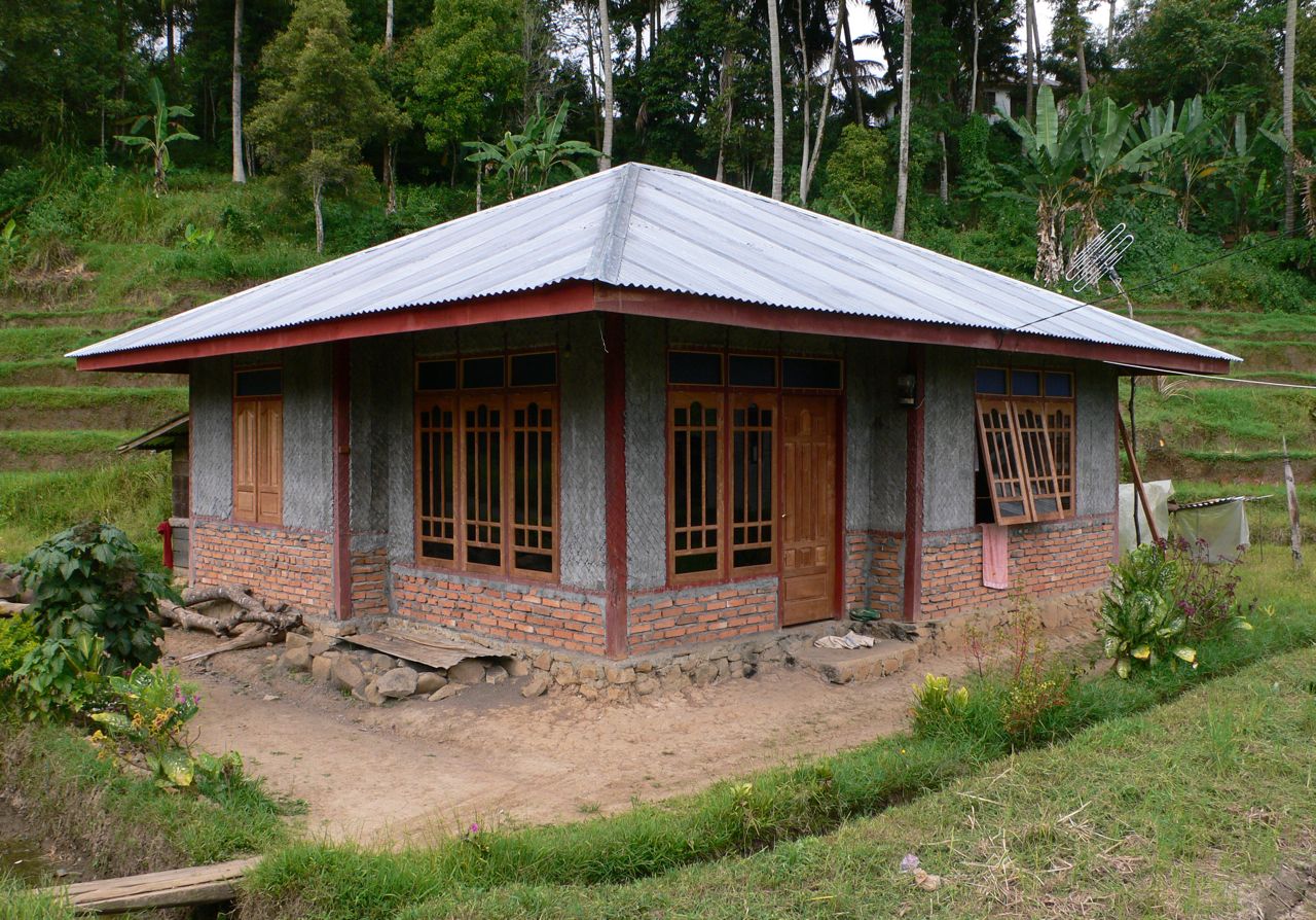 BC Nice EQ resistant house in Gunung Rajo.jpg