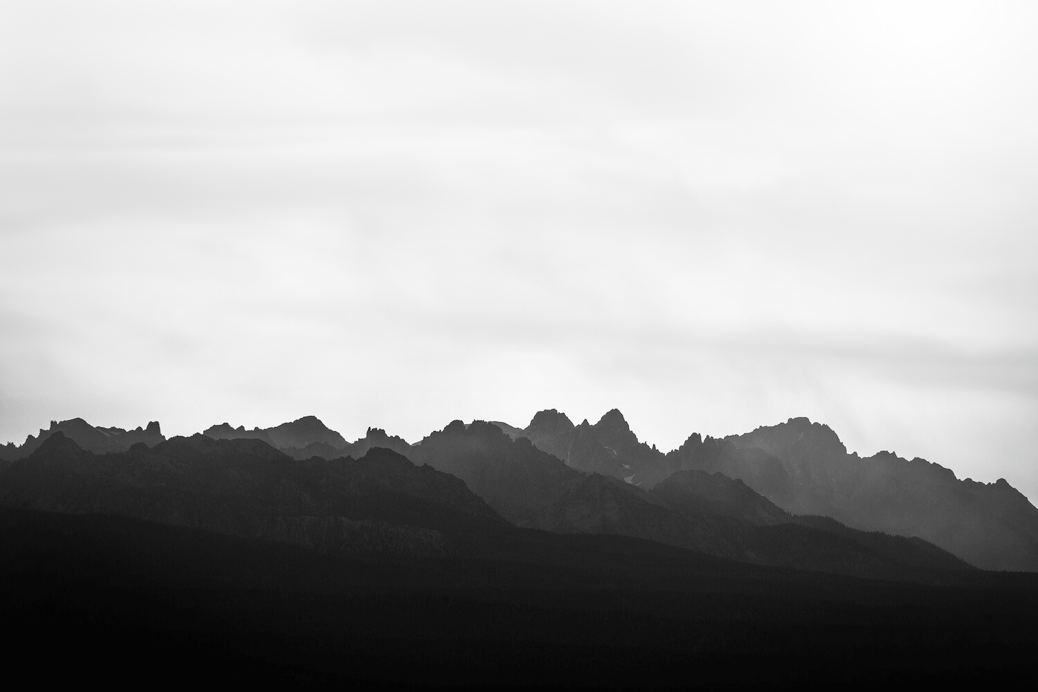 landscape-bw-sawtooths-squall-3.gif