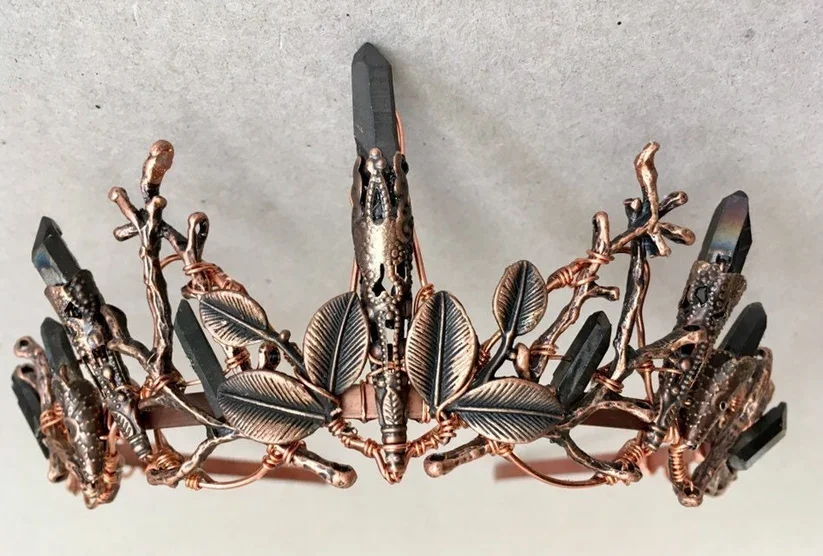 Dusk Indie, Black Quartz Woodland Crown