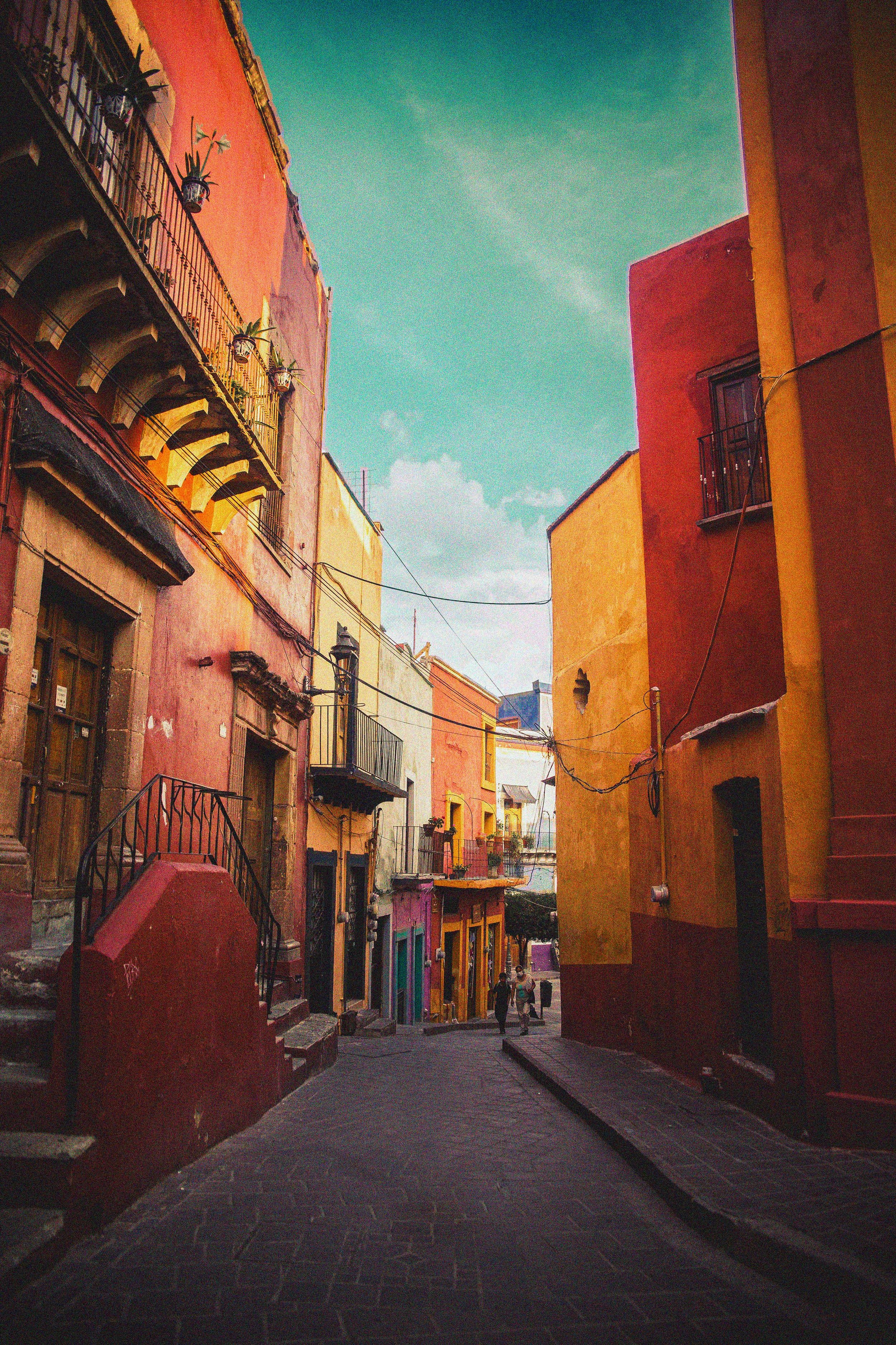 GuanajuatoAlley.jpg