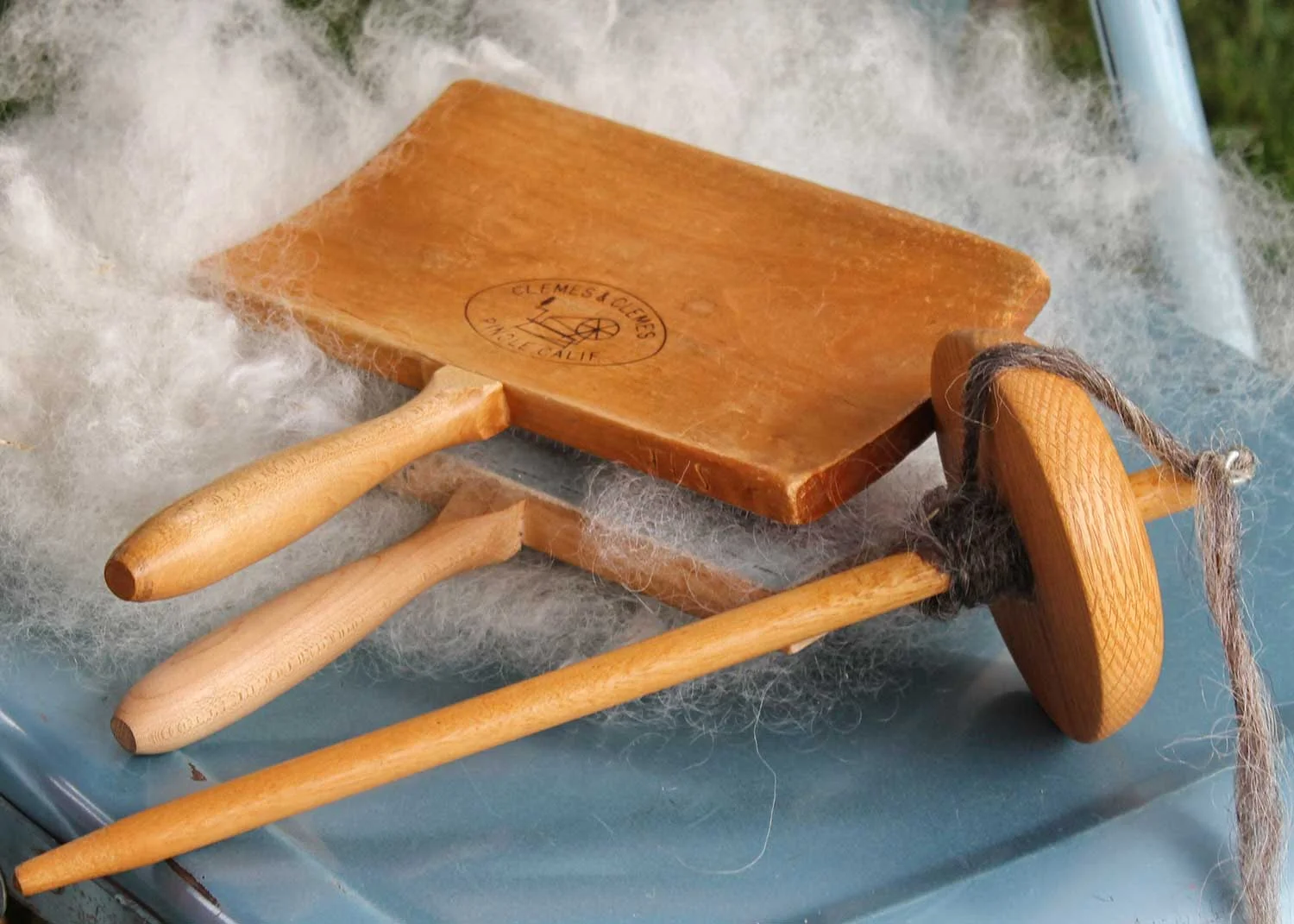 gd-demo-carding-spinning-wool.jpg