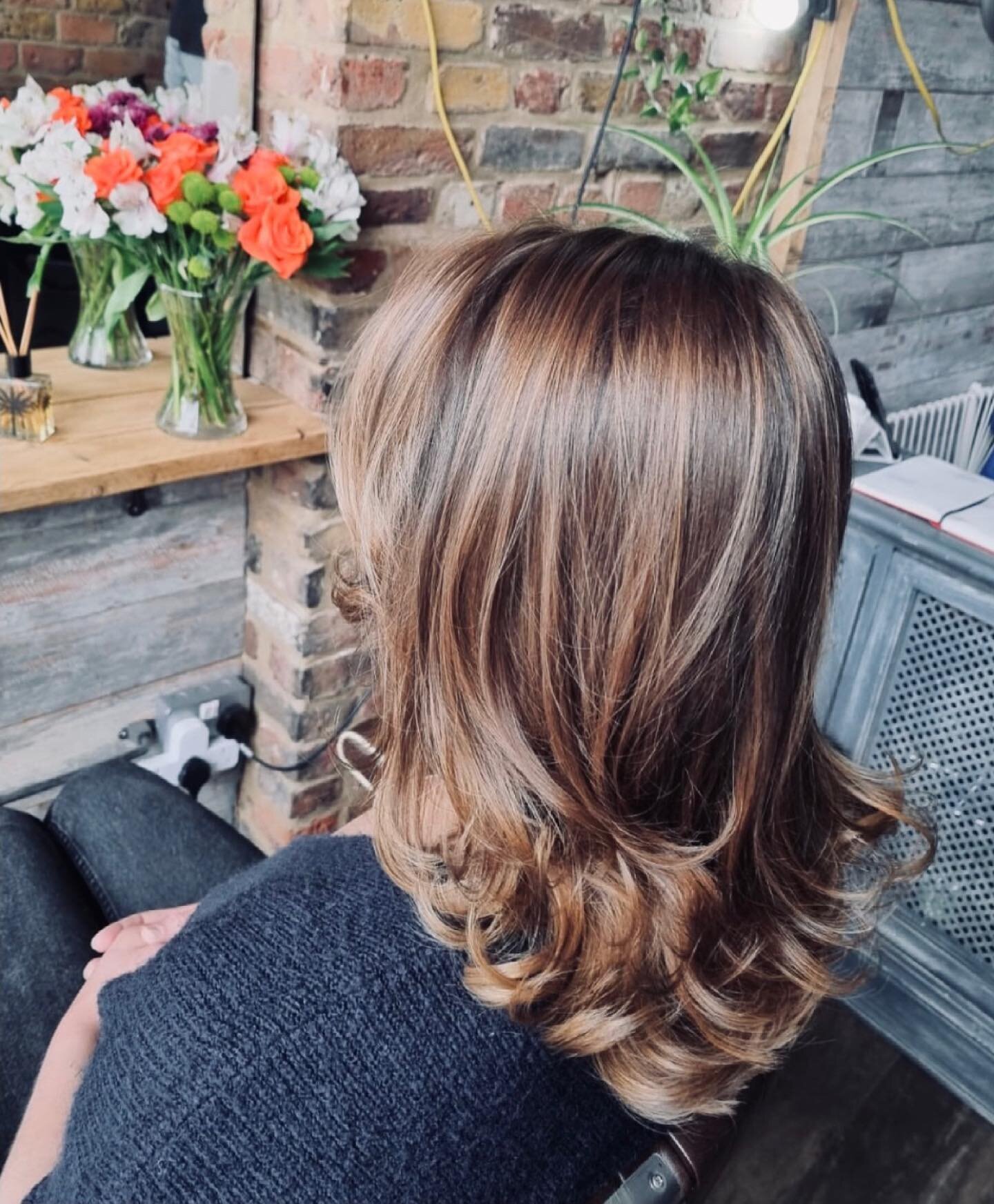 SUMMER READY 😌🤍

#hair #hairstyle #beauty #hairstyles #haircut #fashion #love #makeup #hairstylist #style #haircolor #instagood #beautiful #follow #model #like #cute #photooftheday #me #balayage #girl #barber #hairdresser #photography #hairgoals #i