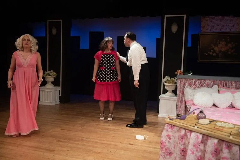 "Dinner at Eight" (Thomas Tyler, 2022)