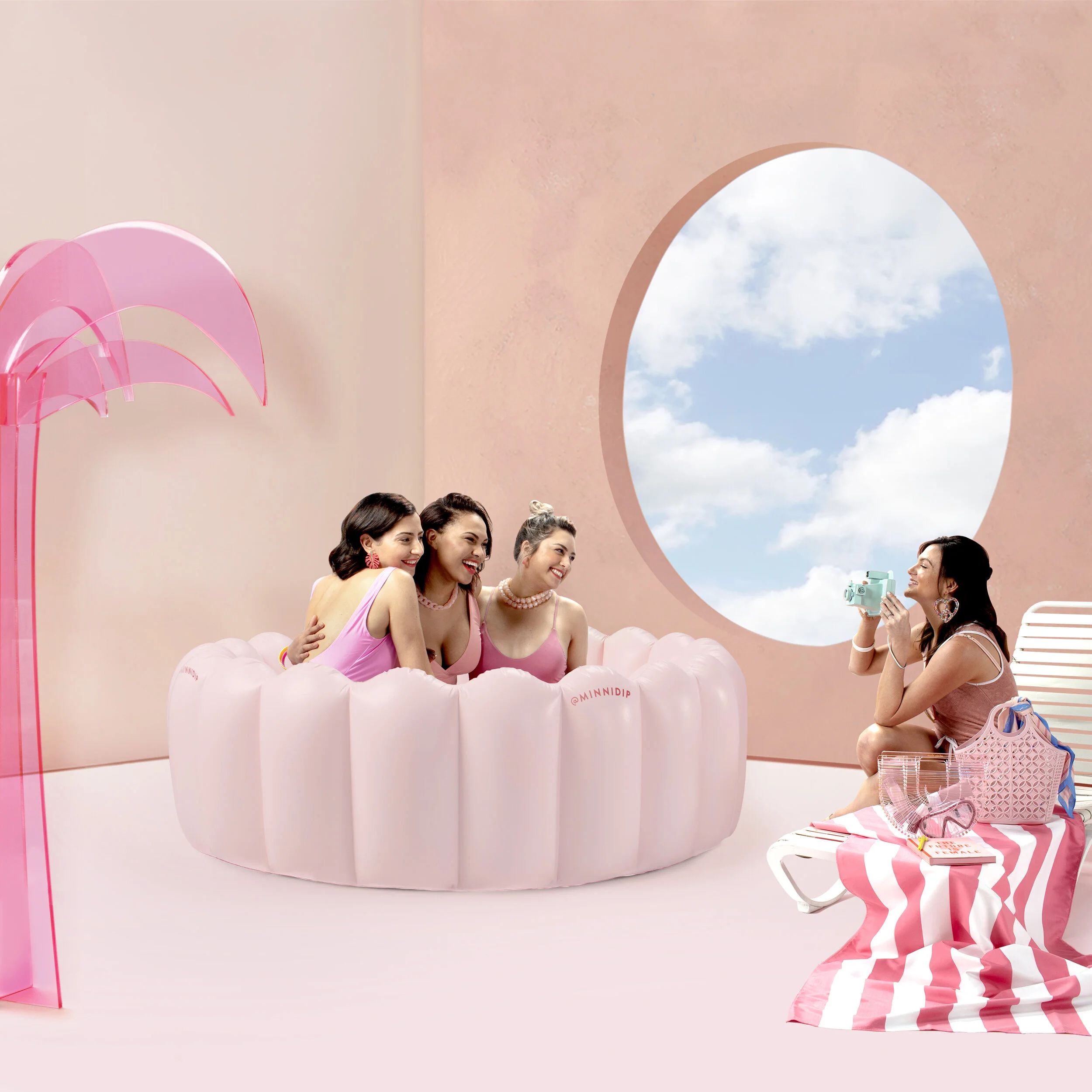 minnidip blushing palms inflatable pool