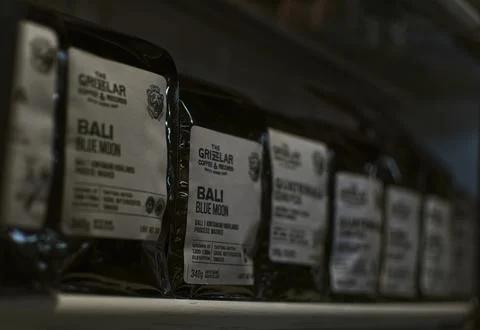 Grizzlar_Bags_large.jpg