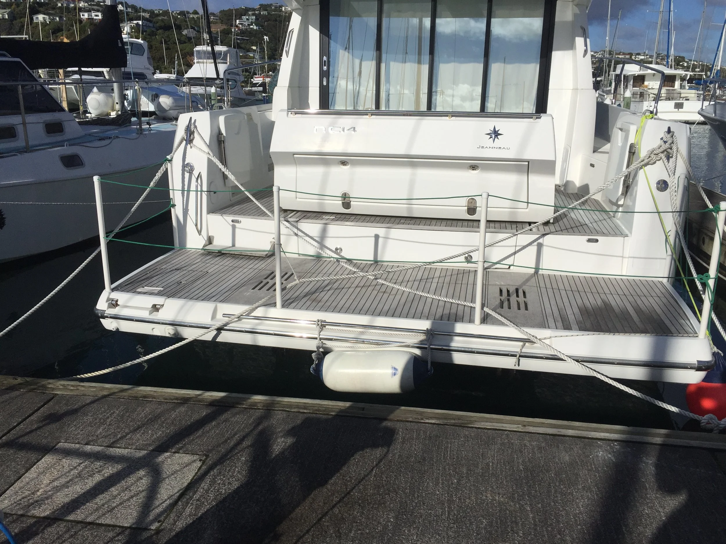 Guide to Mooring Lines — Mana Marina