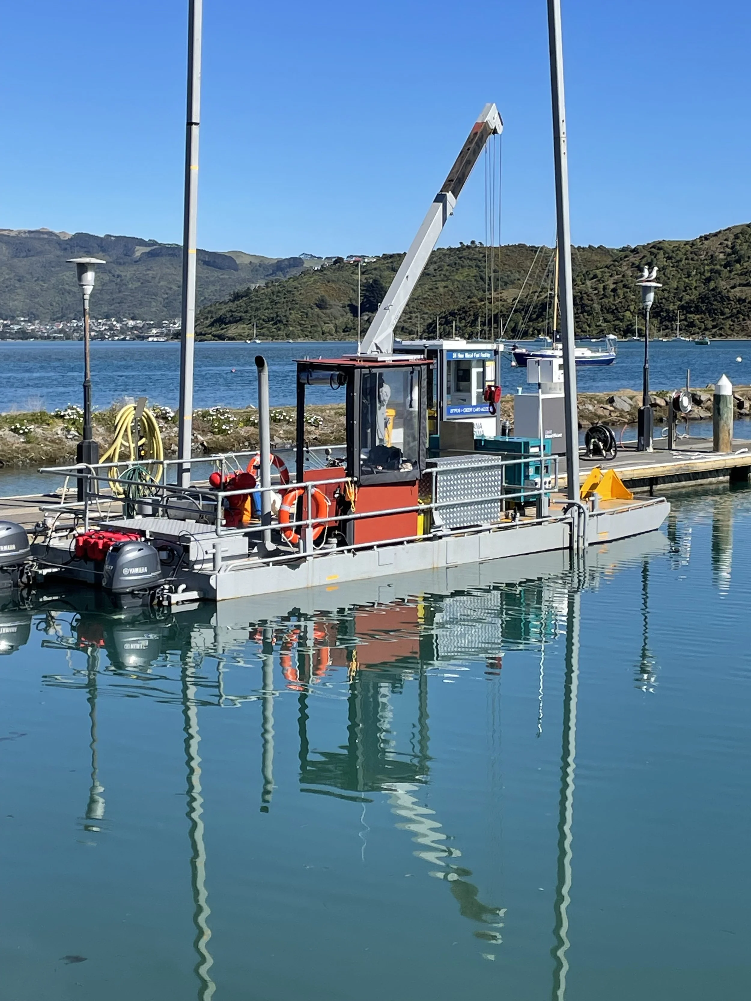 barge01.jpg