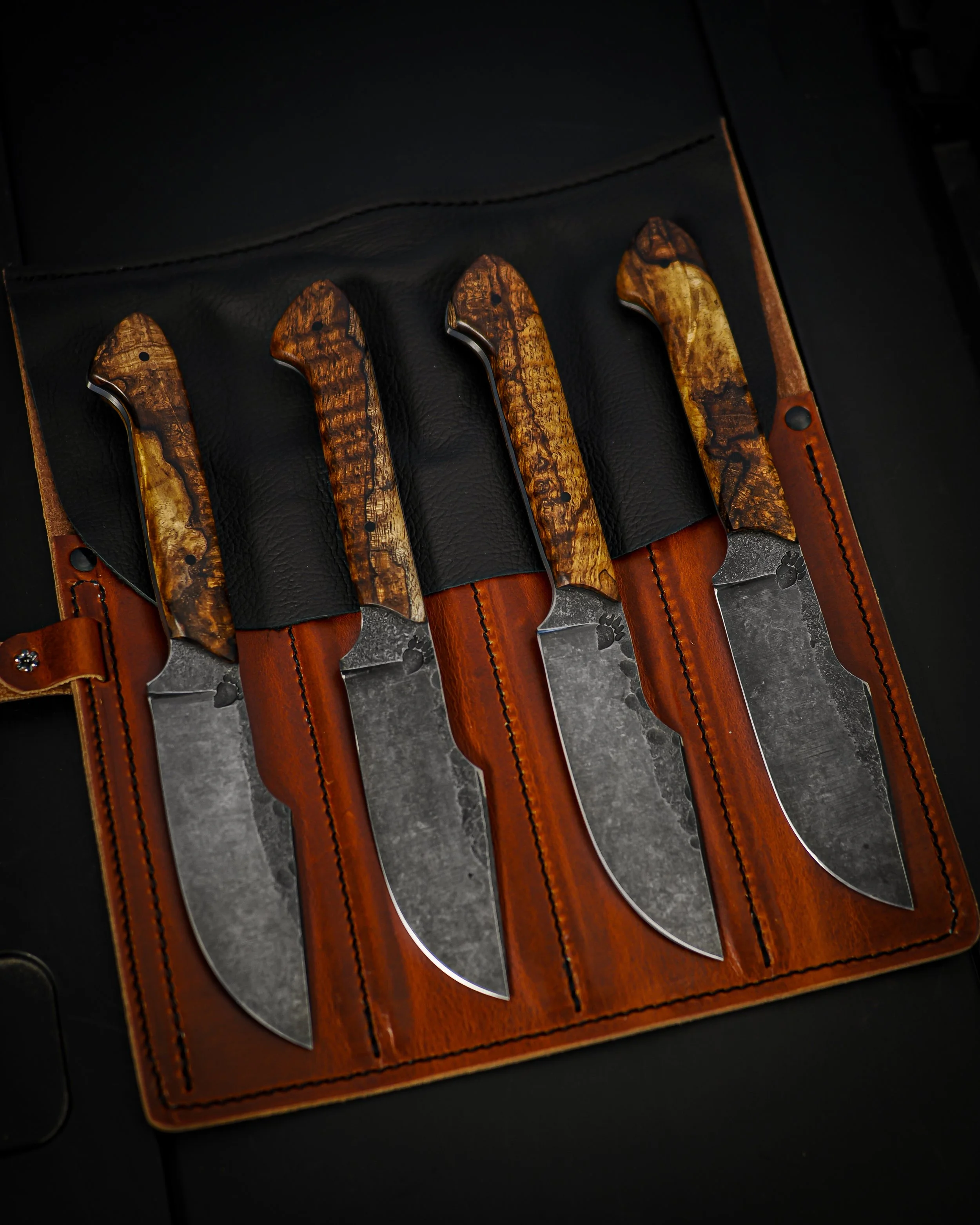 STEAK KNIVES