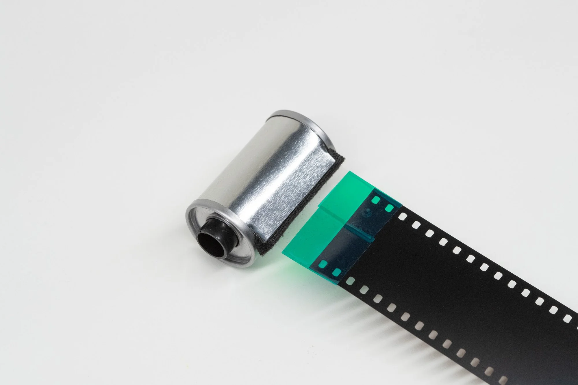 midwestfilmco_f35mm_ilm_cartridges-10.jpg