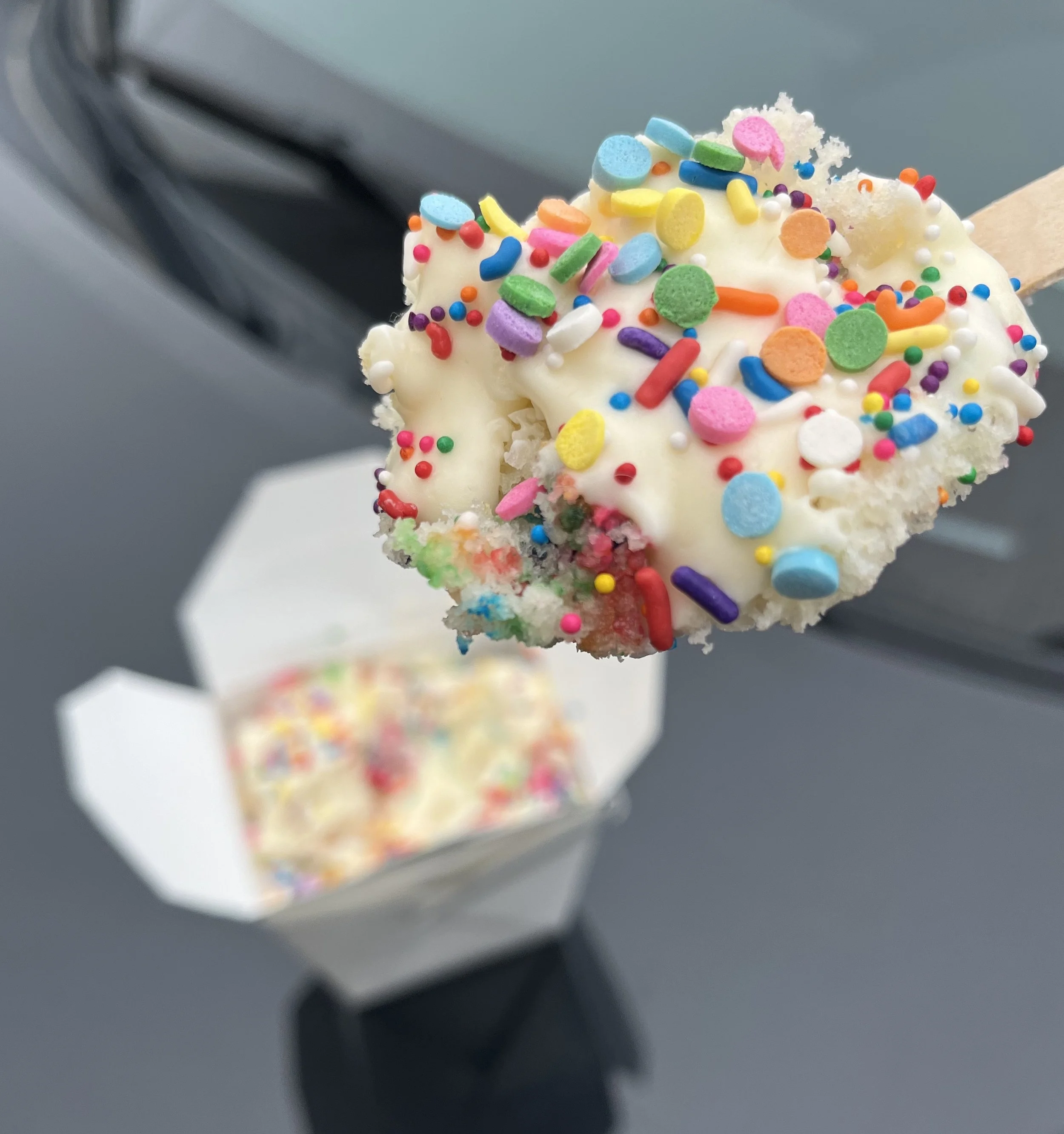 funfetti cake.jpg