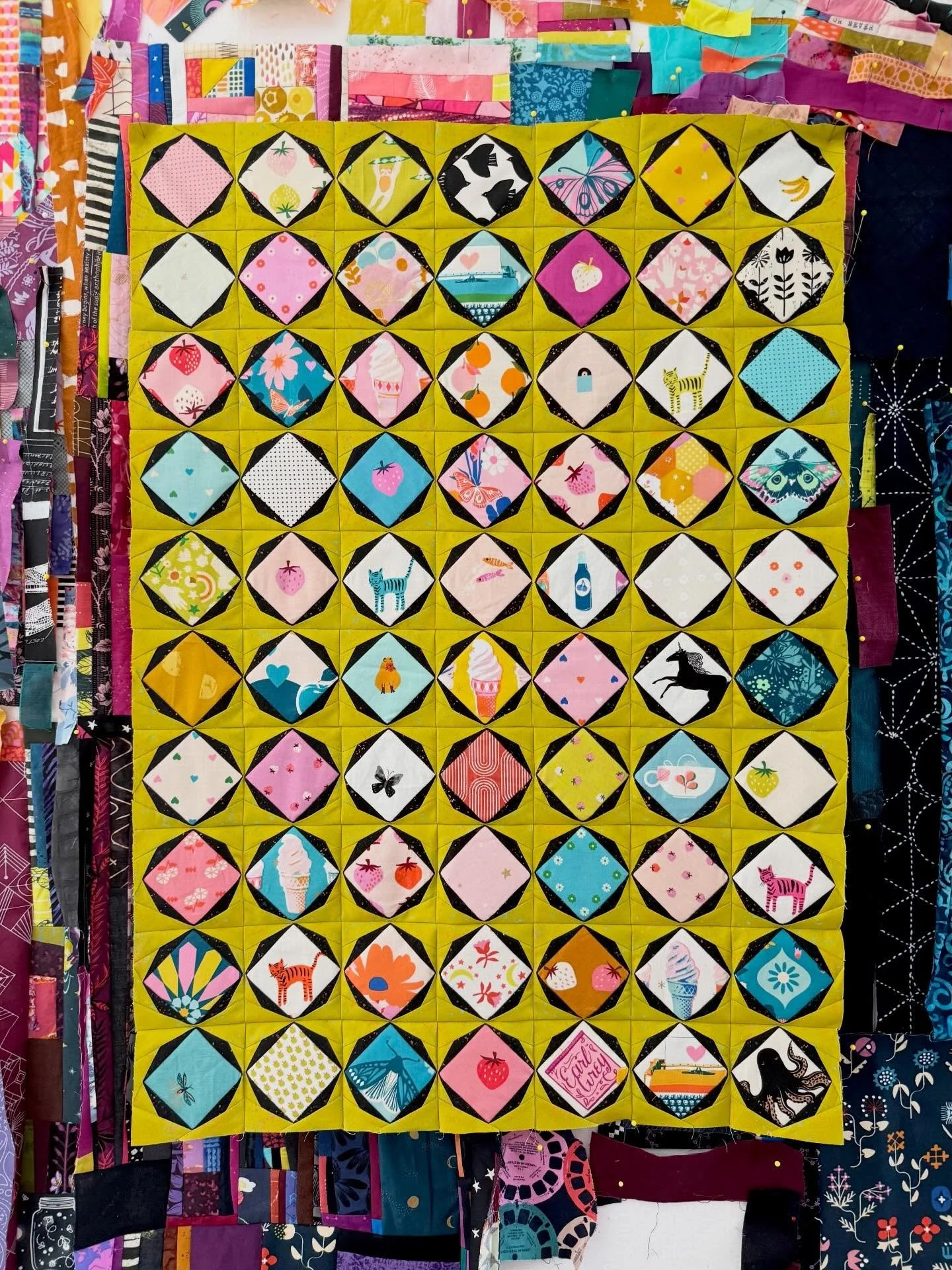 My pin display is pieced ✨ now to quilt 

Blocks used are my FPP Bauble Block, coming soon!

These are 3&rdquo; square finished blocks. The pattern will include blocks that finish at 6&rdquo; square and at 1.5&rdquo; square. 

#modernquilting #founda