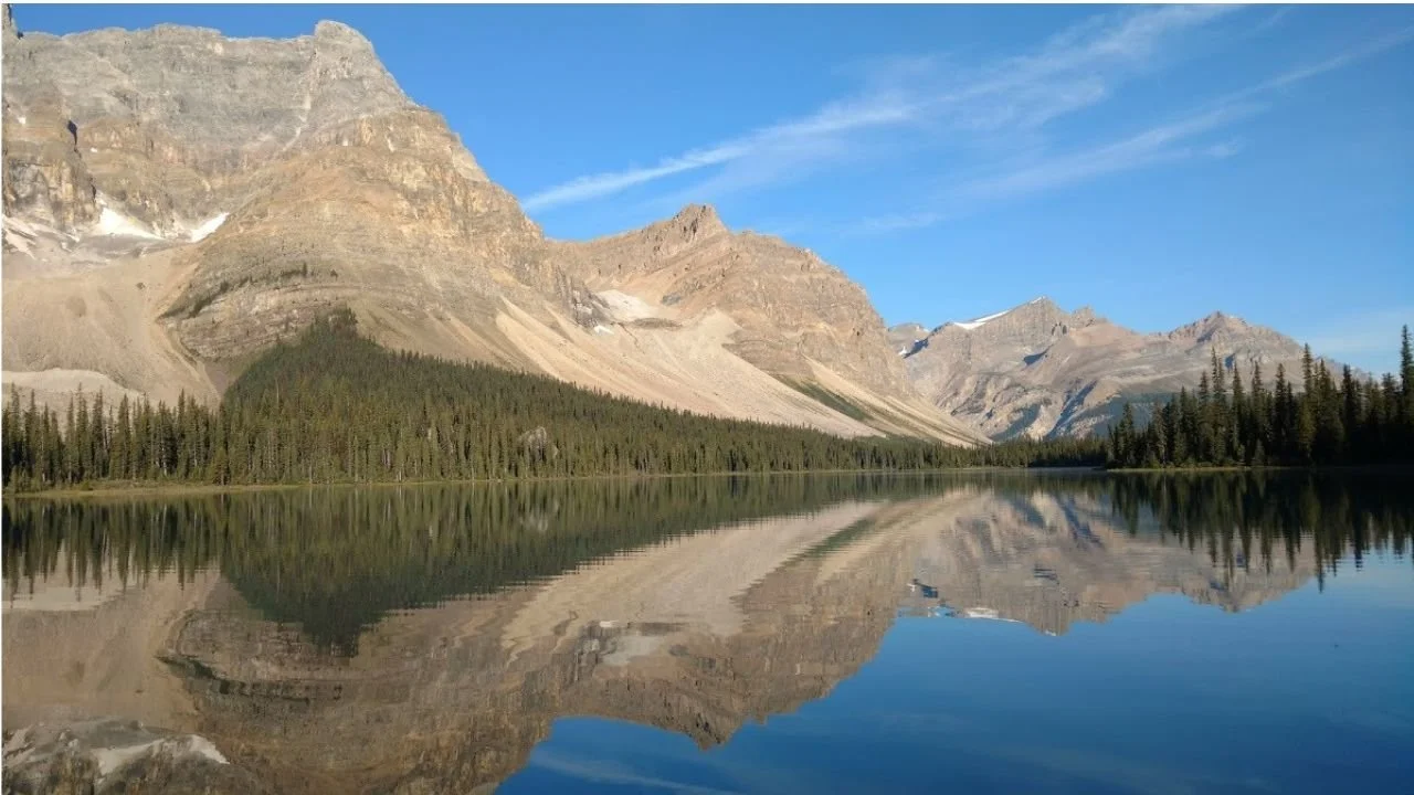 6 Amazing Reasons Bow Lake in Banff is the Most Scenic Hidden Lake
