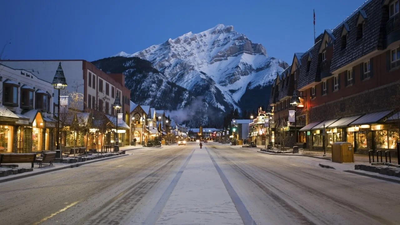 Streetview of the Banff Town