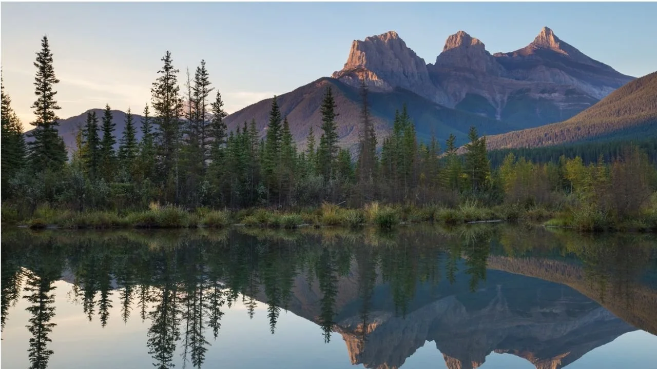 Scenic view of the 3 Sisters, Canmore. 