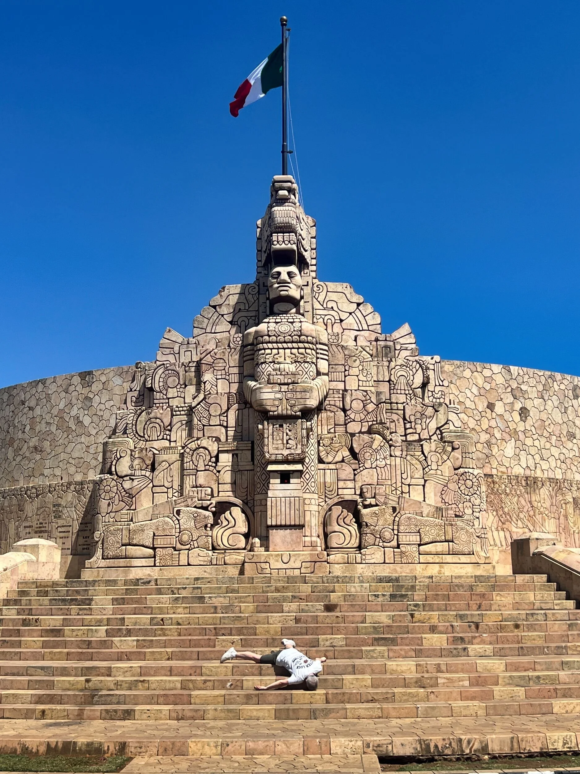 Monumento a la Patria