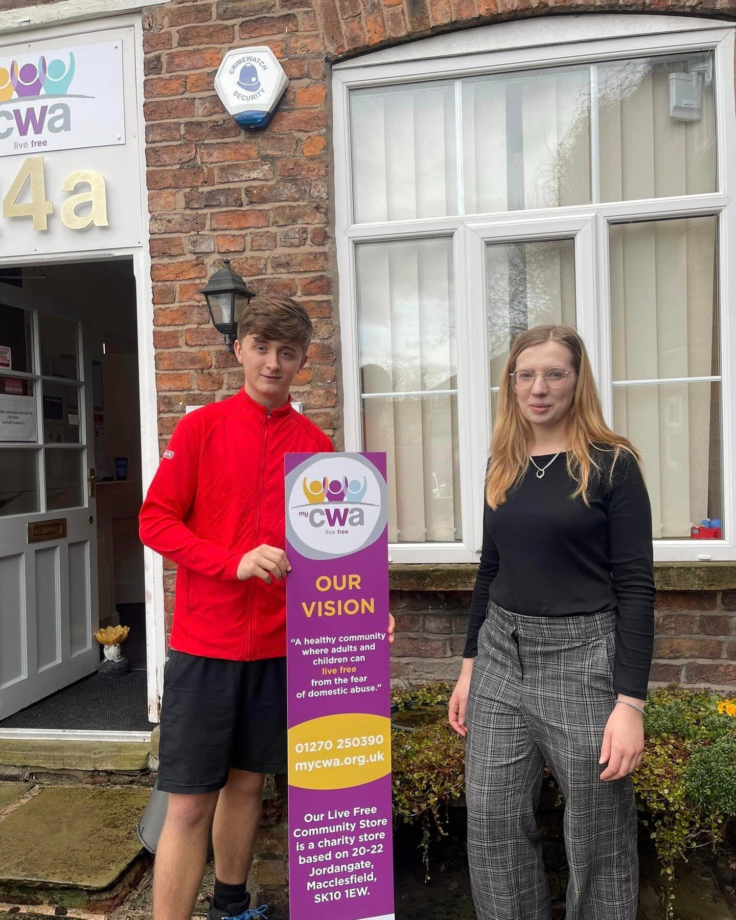 🌟 WOW! 🌟

We were so incredibly touched by the generosity of fundraising super-star, @henryoscarmoores, who popped into our Macclesfield Community Store this week to make a &pound;750 donation.

Henry is raising money for Macclesfield charities thr